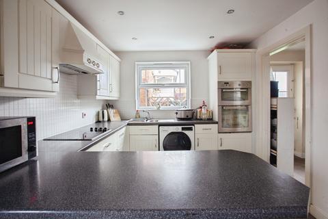 undefined, Knavesmire Avenue, Sheffield, S25