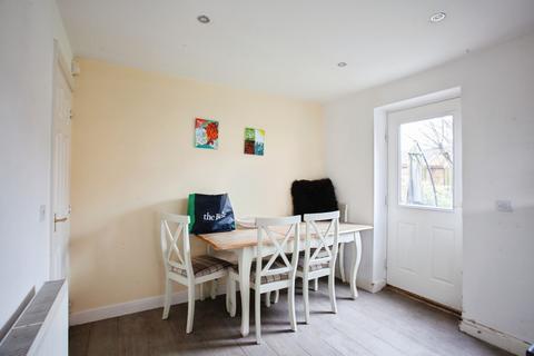 undefined, Knavesmire Avenue, Sheffield, S25