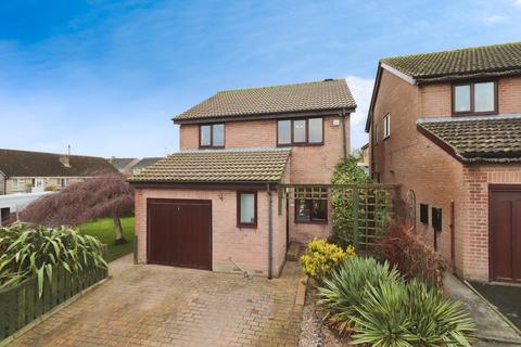 3 bedroom detached house for sale, Psalters Drive, Sheffield, S36
