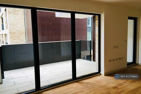 2 bedroom flat to rent, Cypress Court - Alpine Place, London, NW9