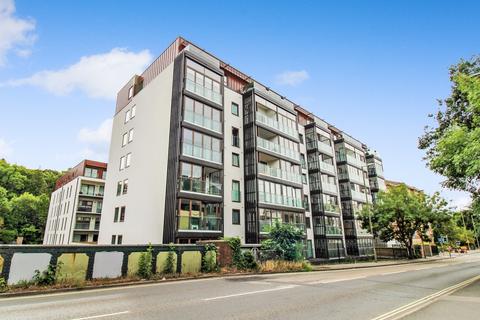 2 bedroom apartment to rent, Grand View, Farnborough, Hampshire, GU14
