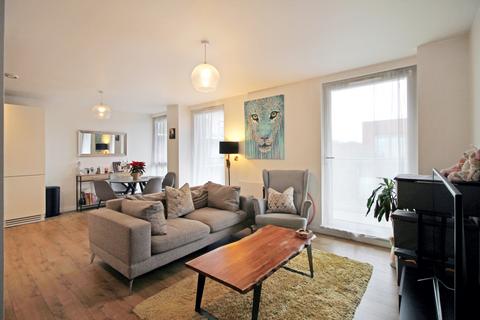 2 bedroom apartment to rent, Grand View, Farnborough, Hampshire, GU14