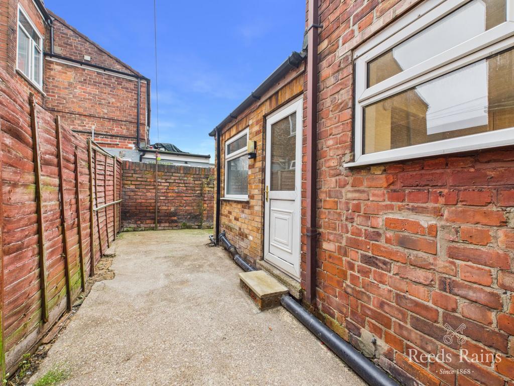 Rear Courtyard