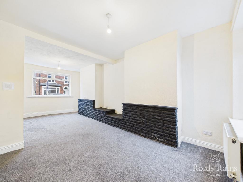 Sitting/Dining Room