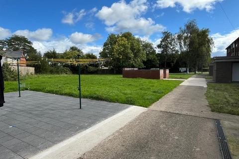 undefined, Tynant, Cardiff CF14