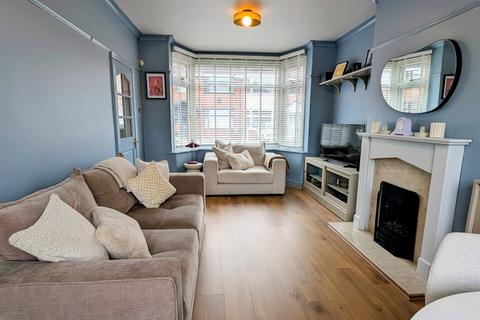 3 bedroom semi-detached house for sale, Enderby Road, Manchester, M40