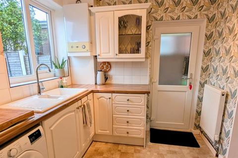 3 bedroom semi-detached house for sale, Enderby Road, Manchester, M40