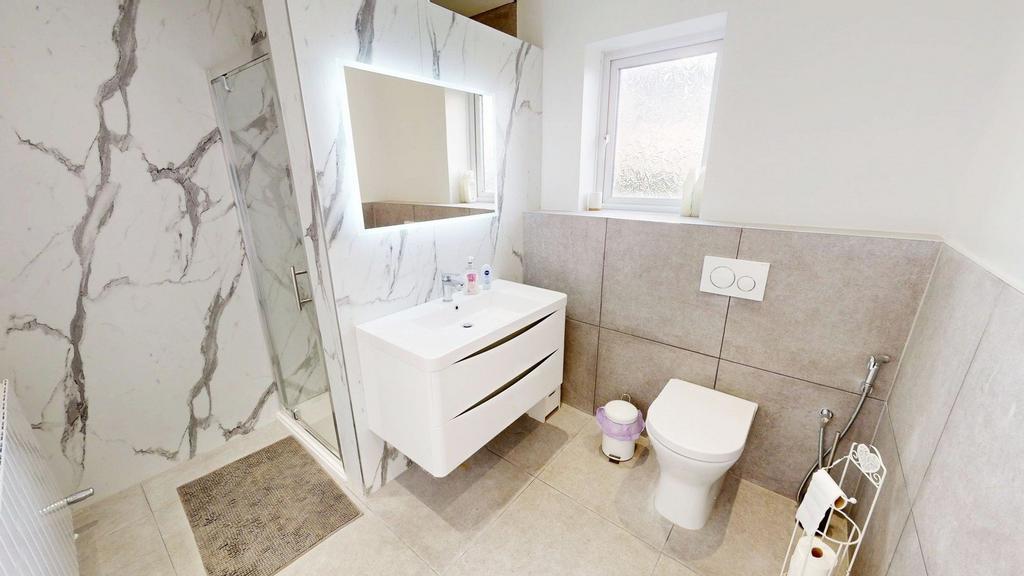 Ensuite