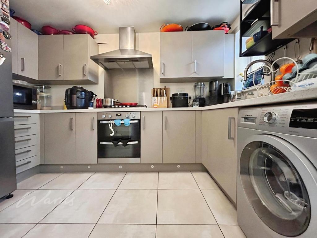 Kitchen (2)