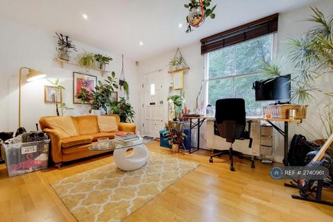 2 bedroom flat to rent, Kingsland Road, London, E8