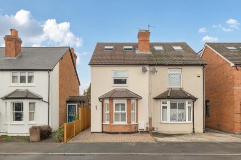 4 bedroom semi-detached house for sale, Wheatash Road, Addlestone, Surrey, KT15