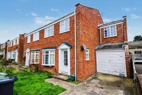 undefined, Lynwood, Guildford
