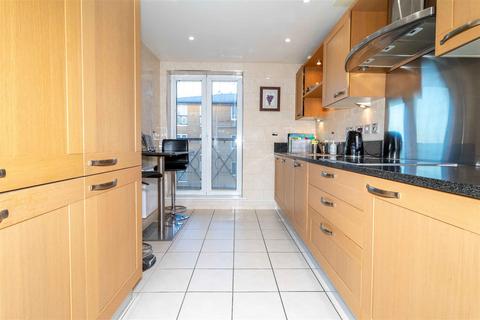 2 bedroom apartment for sale, Steyne Gardens, Worthing