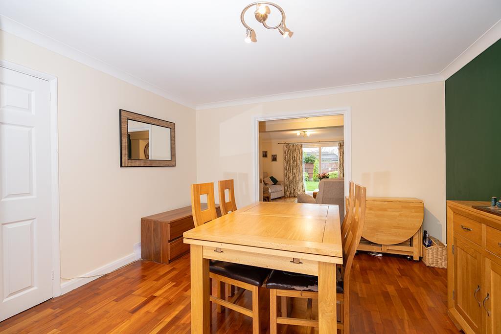 Dining room two.jpg