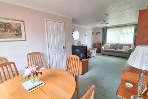3 bedroom semi-detached house for sale, Horley, Surrey, RH6
