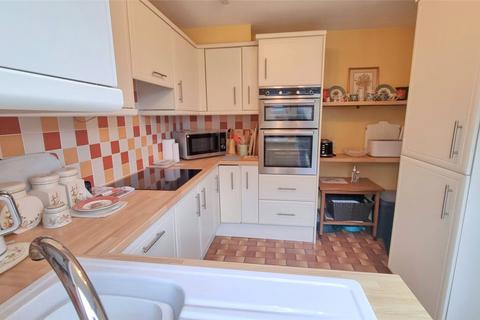 3 bedroom semi-detached house for sale, Horley, Surrey, RH6