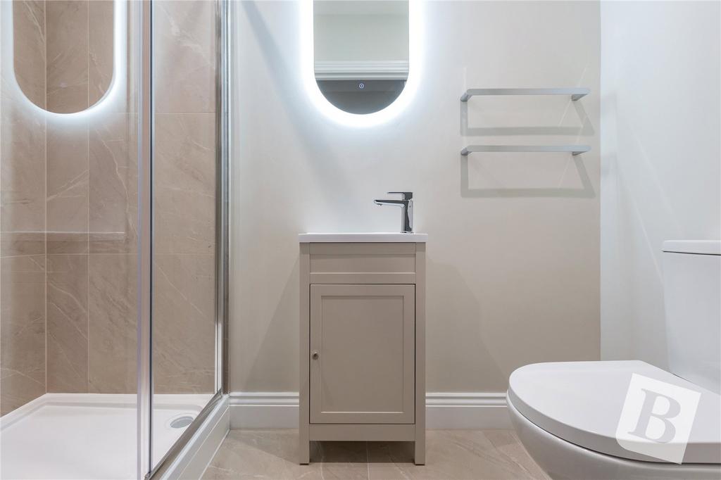 En-Suite 2