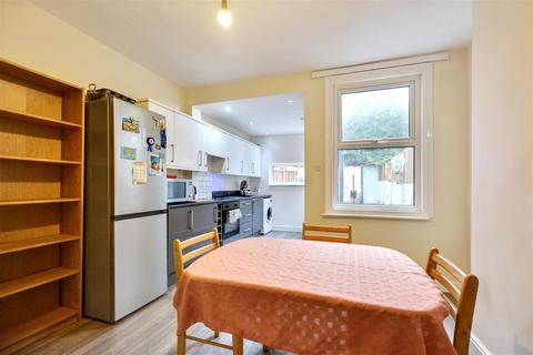2 bedroom end of terrace house for sale, St. James Terrace, Stapleford, Nottingham