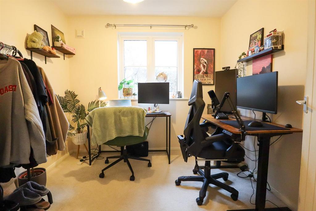 Bedroom 2.jpg