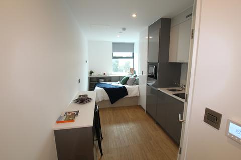 1 bedroom apartment to rent, Chester Road, Manchester M16