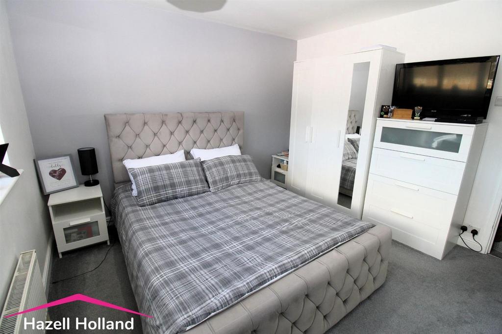 Use Bed 1(1).jpg