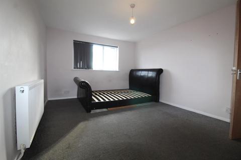 2 bedroom apartment to rent, Crabtree Lane, Hemel Hempstead HP3