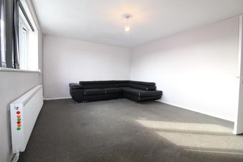 2 bedroom apartment to rent, Crabtree Lane, Hemel Hempstead HP3