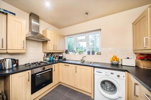undefined, Hook Road, Surbiton KT6