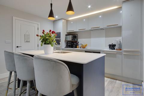 2 bedroom apartment for sale, Ringwood Road, Parkstone. Poole