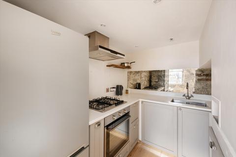 1 bedroom flat for sale, Belsize Avenue, London, NW3