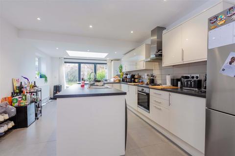 undefined, College Rise, Maidenhead