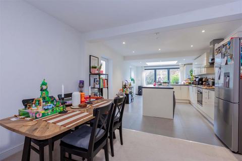 undefined, College Rise, Maidenhead