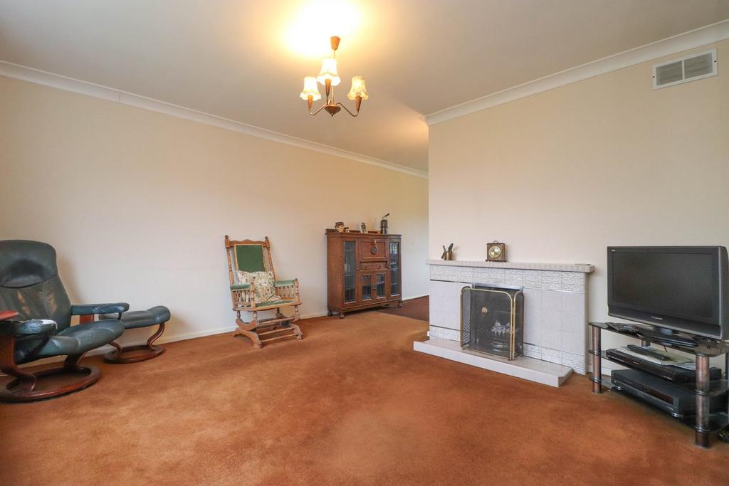 Dining Lounge
