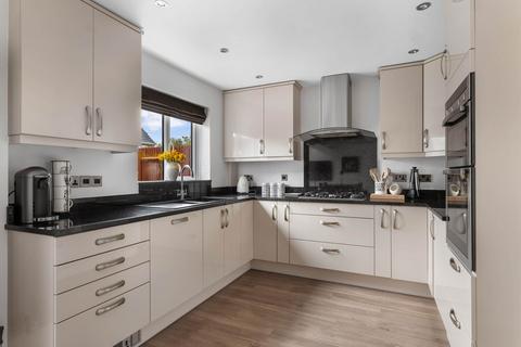 4 bedroom detached house for sale, 7 Addyes Green, Droitwich, Worcestershire.  WR9 8PJ