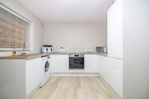 undefined, Milton Road, Lovedean, PO8 8LB