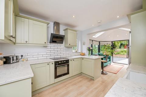 3 bedroom detached house for sale, Henwick Road, Worcester, WR2