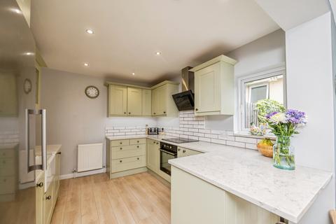 3 bedroom detached house for sale, Henwick Road, Worcester, WR2