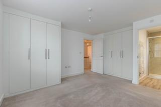 18 - Bedroom 4 - 5 White Iris Place-7.jpg