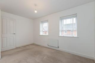 19 - Bedroom 2 - 5 White Iris Place-10.jpg