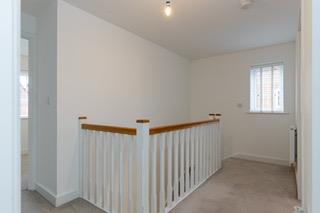 20 - Landing - 5 White Iris Place-5.jpg