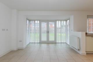 6 - Dining Area - 5 White Iris Place-17.jpg