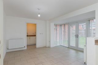 7 - Dining Area - 5 White Iris Place-20.jpg