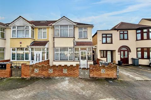 3 bedroom end of terrace house for sale, Penderel Road, Hounslow TW3