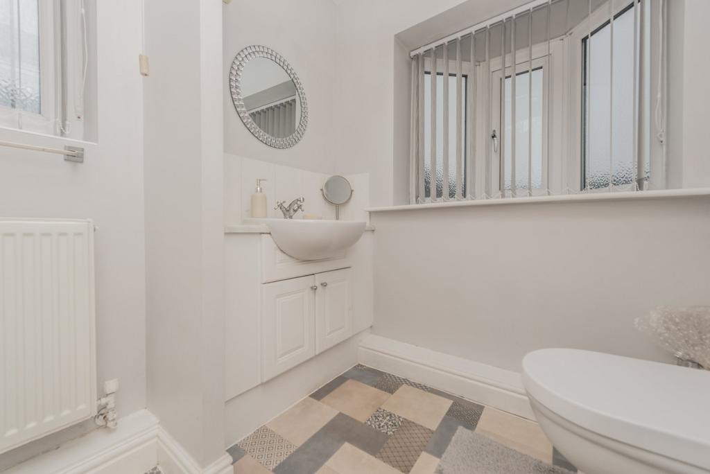 Ensuite