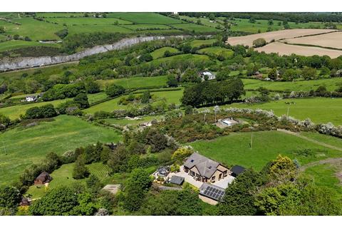 4 bedroom detached house for sale, Rhuallt, St. Asaph, LL17