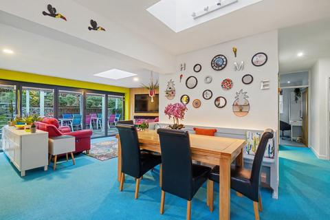 undefined, Halt Robin Road, Belvedere DA17