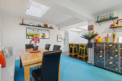 undefined, Halt Robin Road, Belvedere DA17
