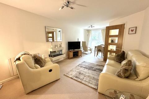 undefined, Tregolls Road, Truro