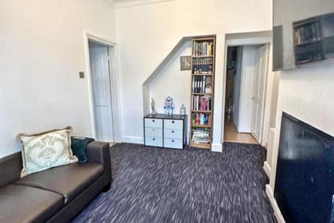 1 bedroom flat for sale, Brooks Avenue, London, E6