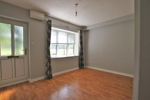 undefined, Orchard Close, Wokingham, RG40